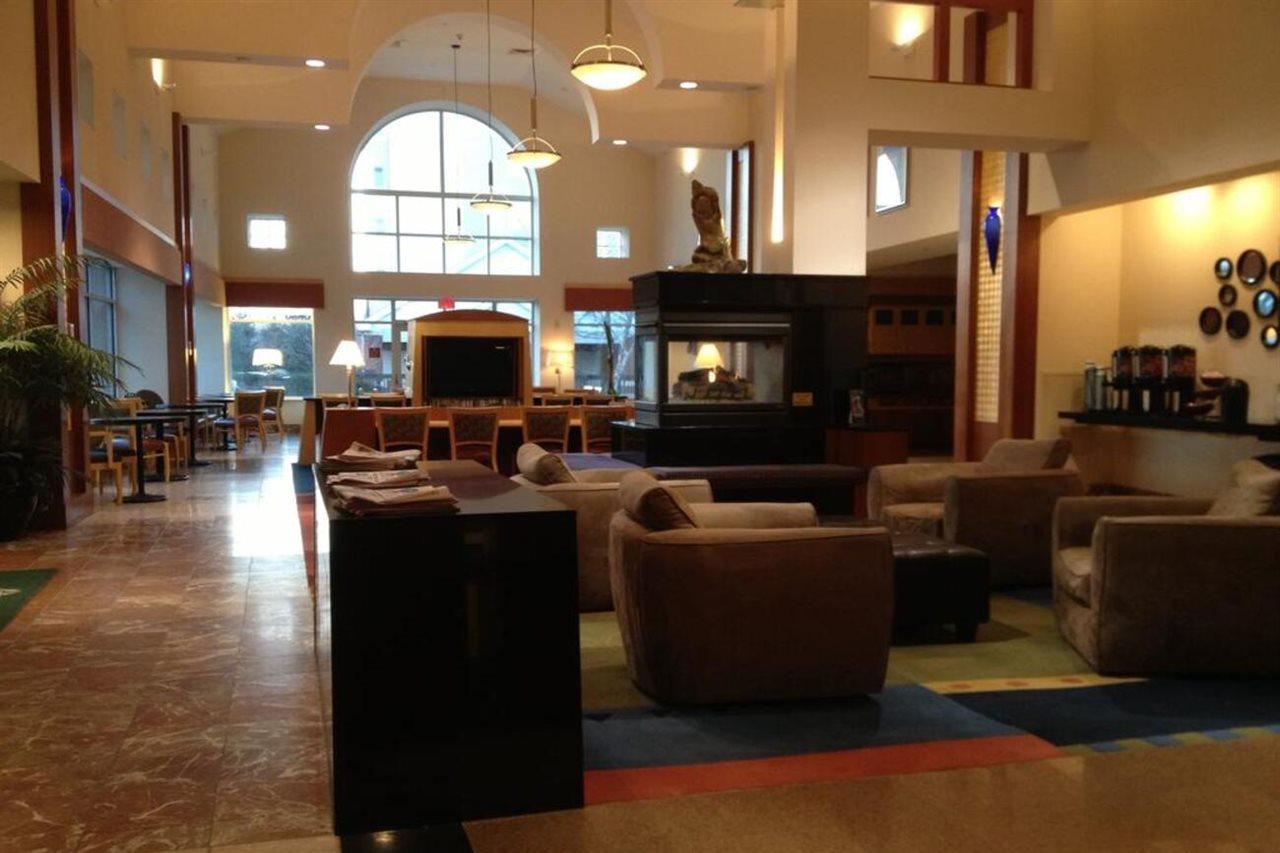 Homewood Suites Lansdale Exterior photo