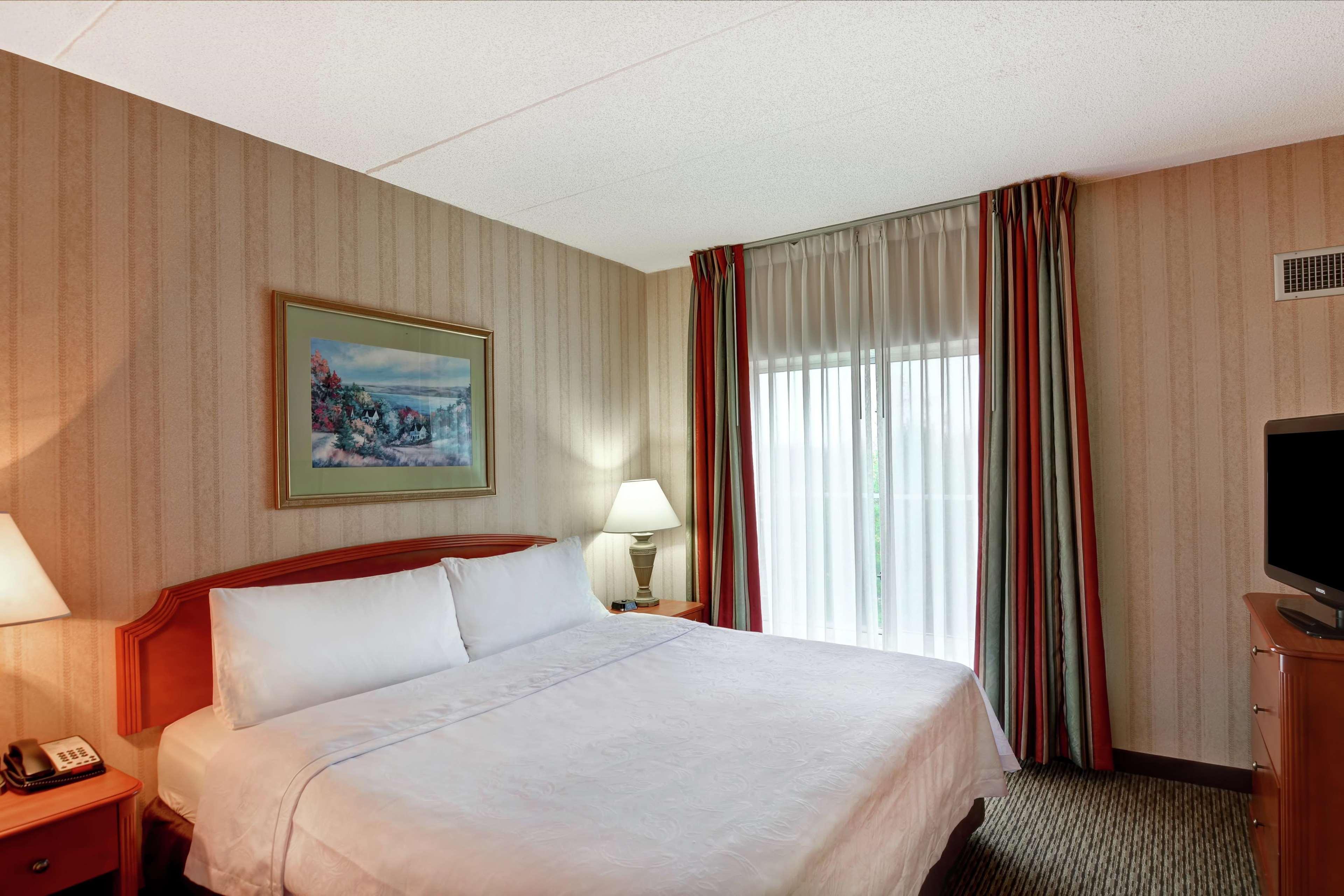 Homewood Suites Lansdale Exterior photo
