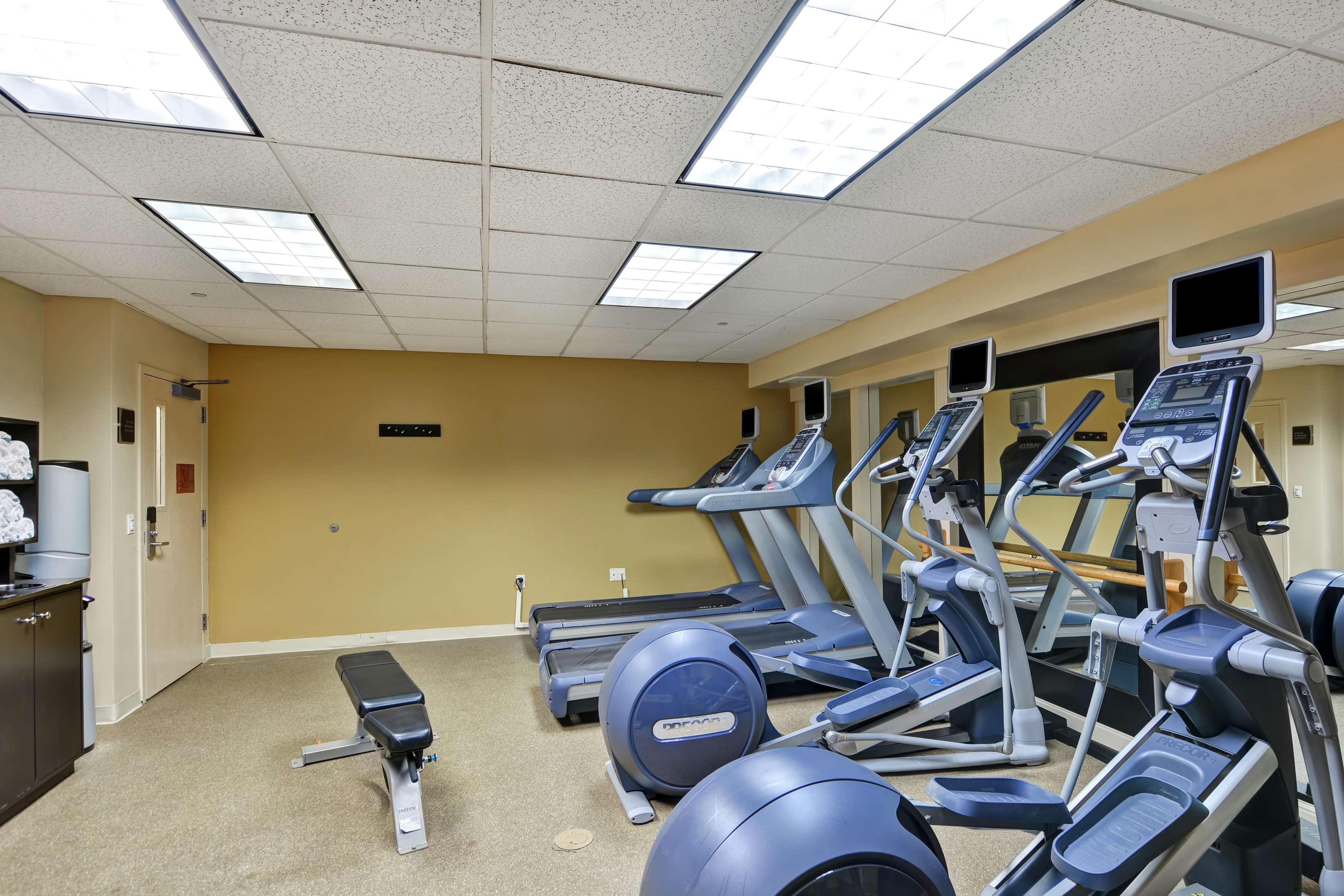 Homewood Suites Lansdale Exterior photo