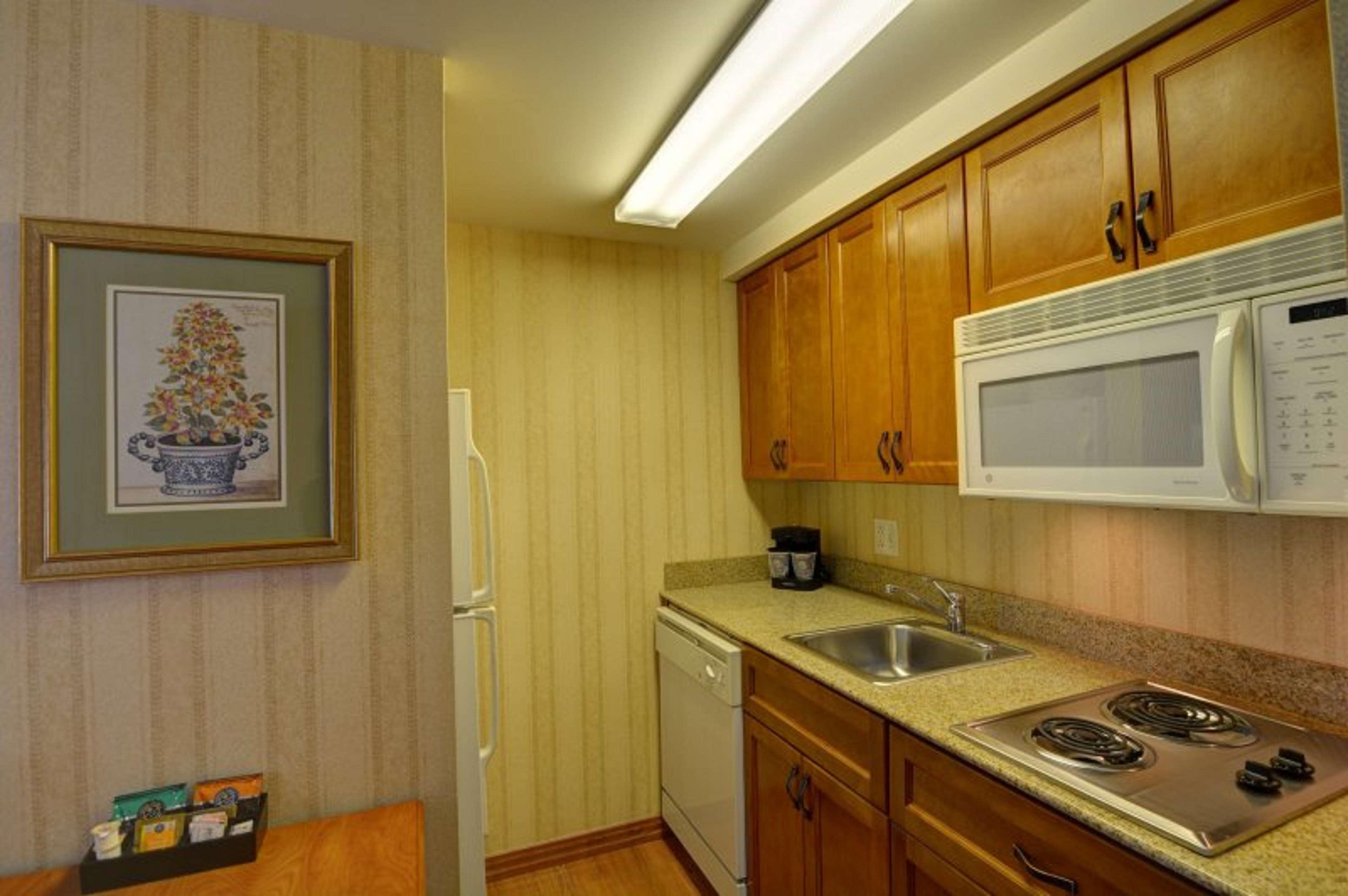 Homewood Suites Lansdale Exterior photo